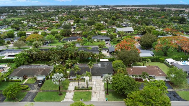 12900 SW 112th Ave, Miami, FL 33176