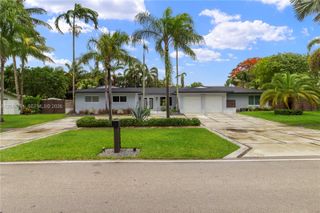 12900 SW 112th Ave, Miami, FL 33176