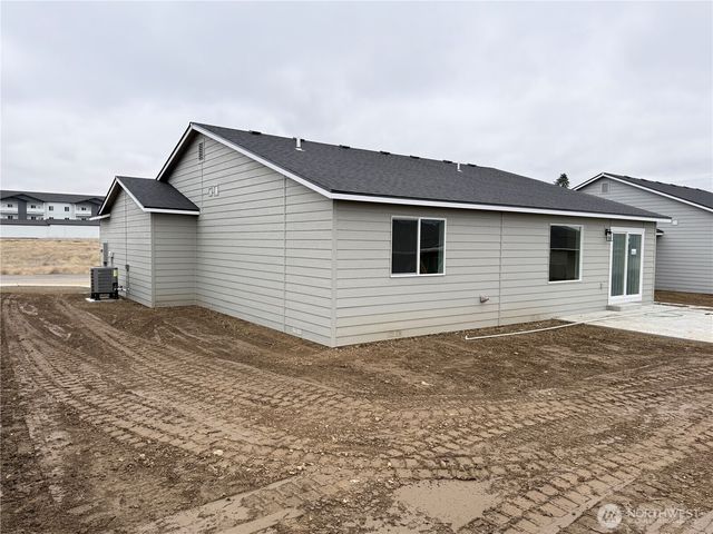 2426 2nd Street SE, East Wenatchee, WA 98802