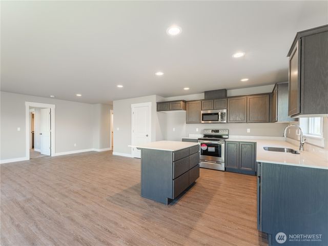 2426 2nd Street SE, East Wenatchee, WA 98802