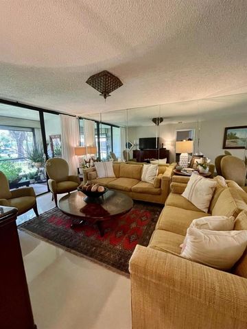 8592 W Sunrise Boulevard 111, Plantation, FL 33322