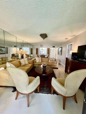 8592 W Sunrise Boulevard 111, Plantation, FL 33322