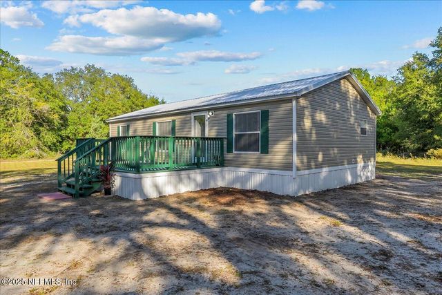 316 SHEILA Avenue, Interlachen, FL 32148