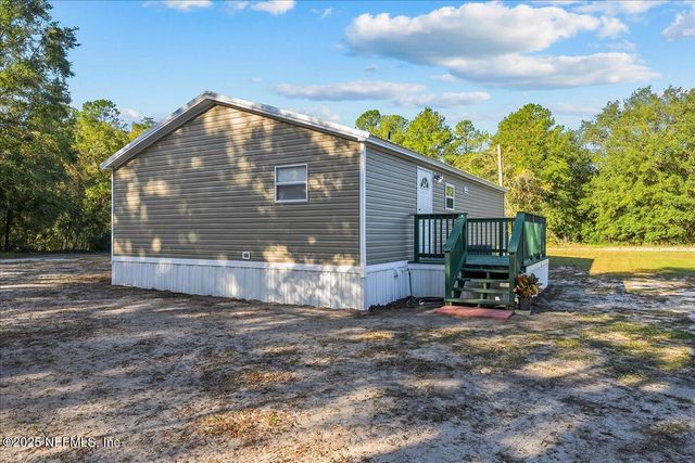 316 SHEILA Avenue, Interlachen, FL 32148