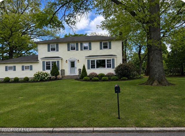14 Silverbrook Place, Lincroft, NJ 07738