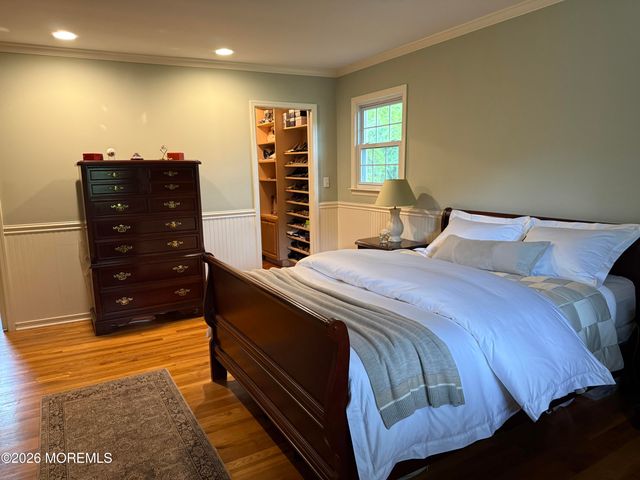 14 Silverbrook Place, Lincroft, NJ 07738