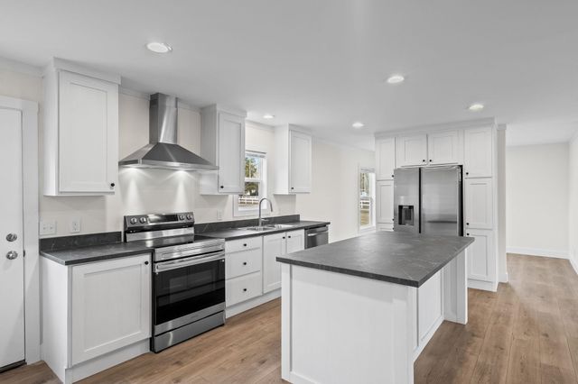 2409 Satellite Circle, Conway, SC 29526