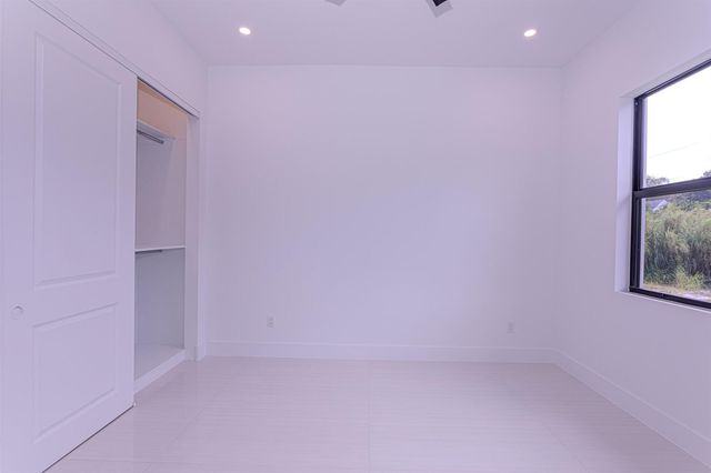 6574 Rigger Road, Lake Worth, FL 33462