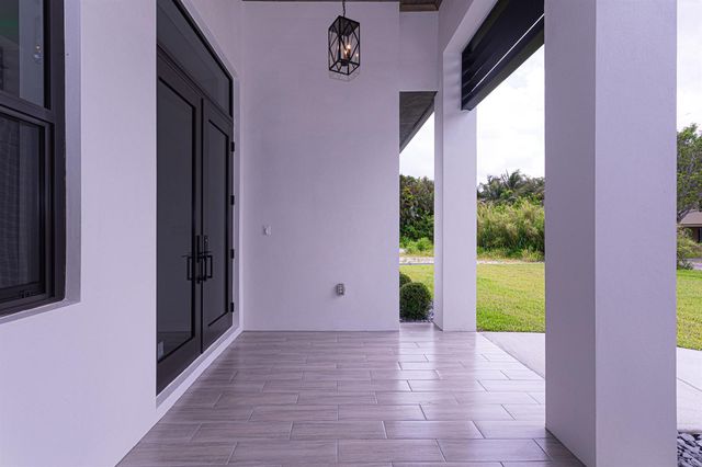 6574 Rigger Road, Lake Worth, FL 33462