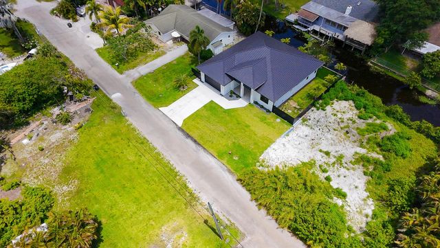 6574 Rigger Road, Lake Worth, FL 33462