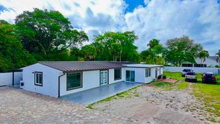 696 Arlington Drive, West Palm Beach, FL 33415