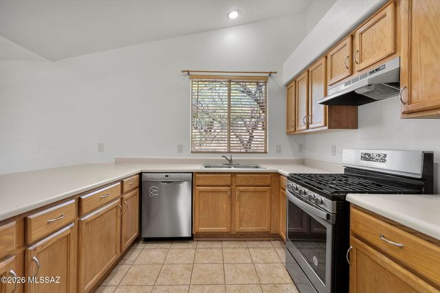 544 Paseo Petirojo, Rio Rico, AZ 85648