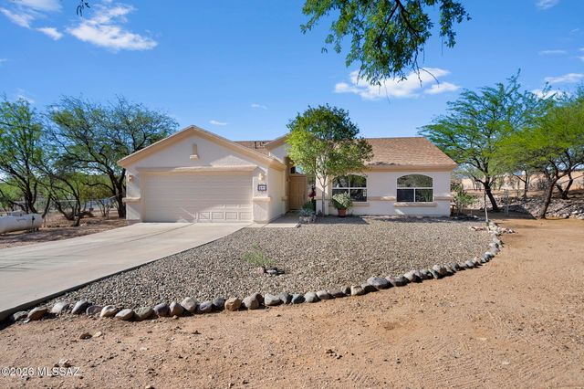 544 Paseo Petirojo, Rio Rico, AZ 85648
