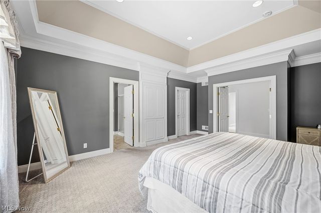 427 Diana Court, Highland Heights, OH 44143