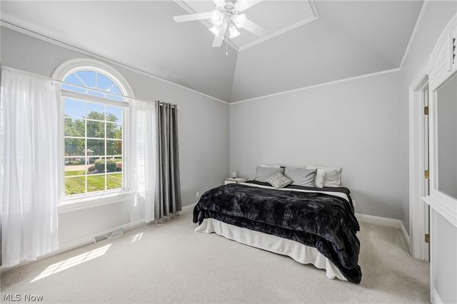 427 Diana Court, Highland Heights, OH 44143