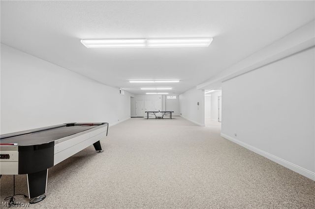 427 Diana Court, Highland Heights, OH 44143