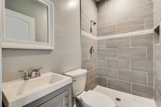 507 Enid Street D, Houston, TX 77009