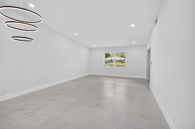 8282 Springlake Drive, Boca Raton, FL 33496