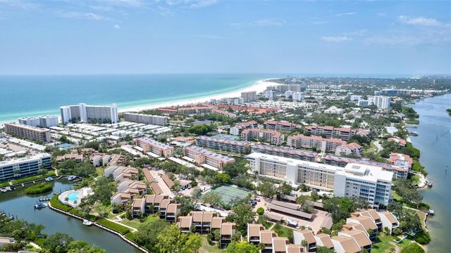 1700 COVE II PLACE 310, Sarasota, FL 34242