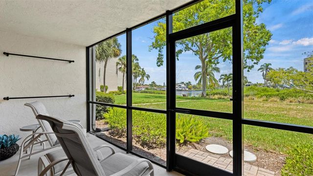 1700 COVE II PLACE 310, Sarasota, FL 34242