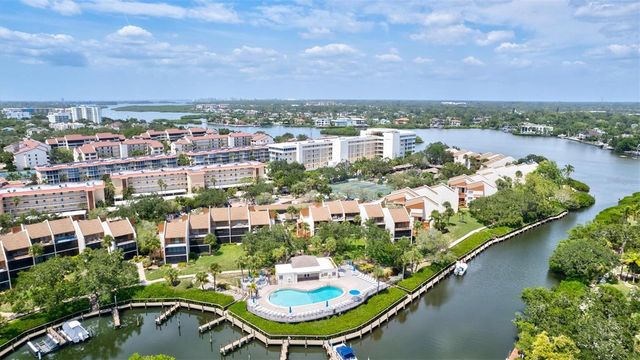 1700 COVE II PLACE 310, Sarasota, FL 34242