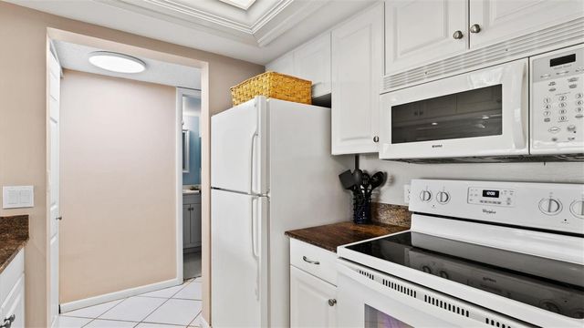 1700 COVE II PLACE 310, Sarasota, FL 34242