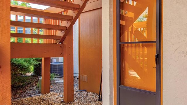 1700 COVE II PLACE 310, Sarasota, FL 34242