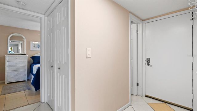 1700 COVE II PLACE 310, Sarasota, FL 34242