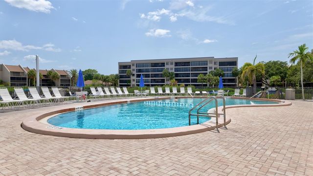 1700 COVE II PLACE 310, Sarasota, FL 34242