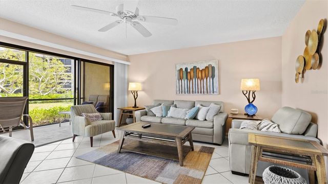 1700 COVE II PLACE 310, Sarasota, FL 34242