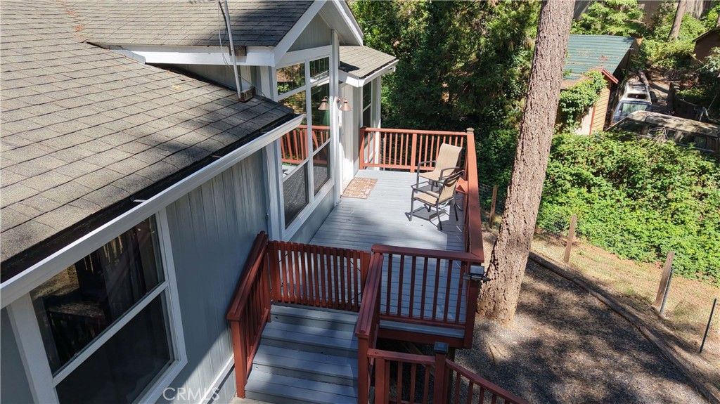 Image 3 of property listing at 14844 Crescent Drive, Magalia, CA 95954