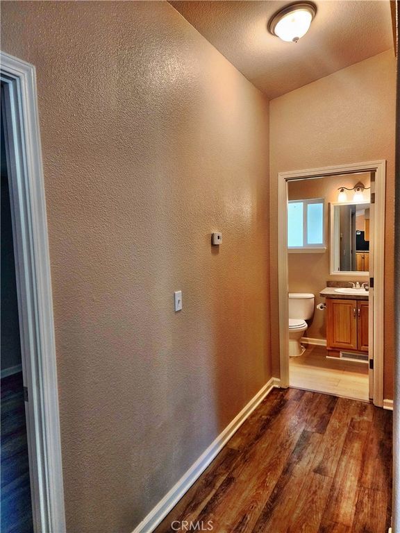 Image 32 of property listing at 14844 Crescent Drive, Magalia, CA 95954