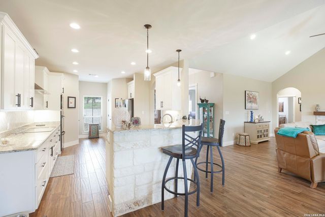 139 JACKSON CRK, Canyon Lake, TX 78133