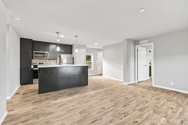 2910 E Myrtle Street, Port Angeles, WA 98362