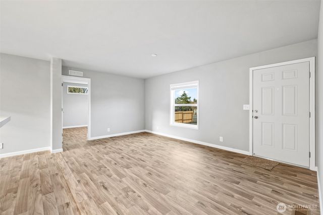 2910 E Myrtle Street, Port Angeles, WA 98362