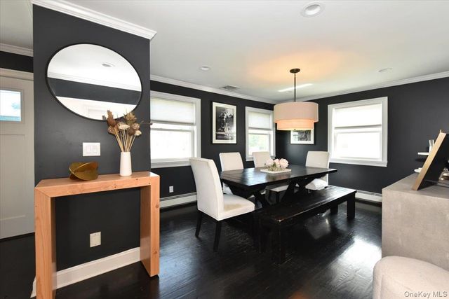 383 Violet Street, Massapequa Park, NY 11762