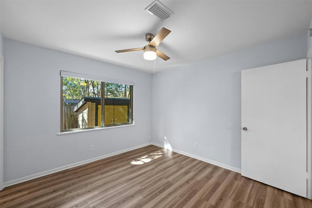 3713 Menchaca RD A, Austin, TX 78704