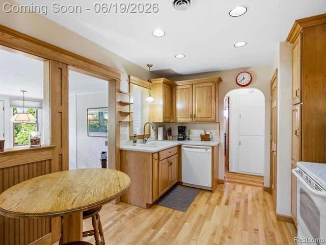 3431 Sherman Court, Port Huron, MI 48060