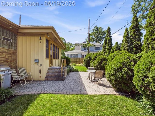3431 Sherman Court, Port Huron, MI 48060
