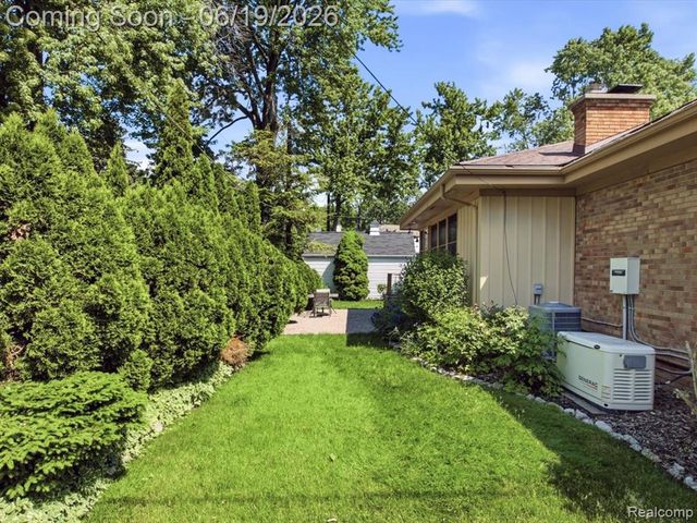 3431 Sherman Court, Port Huron, MI 48060