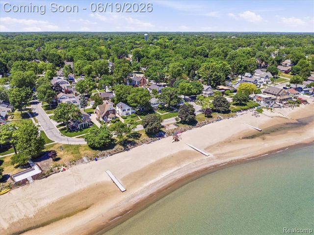 3431 Sherman Court, Port Huron, MI 48060