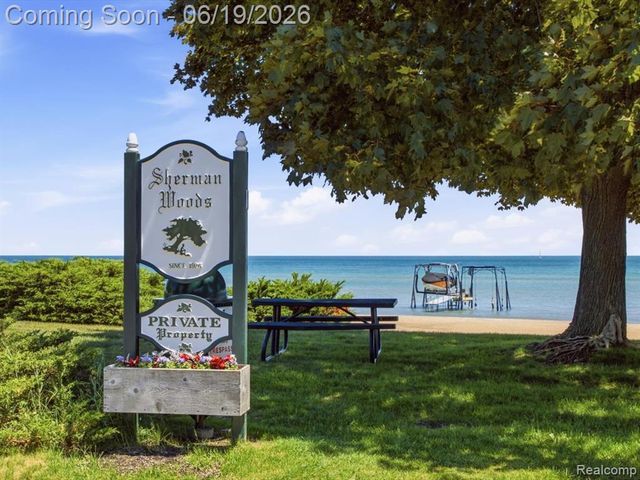 3431 Sherman Court, Port Huron, MI 48060