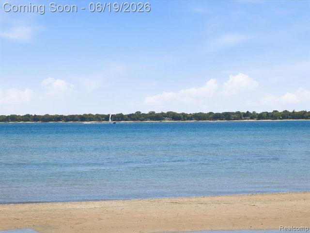 3431 Sherman Court, Port Huron, MI 48060