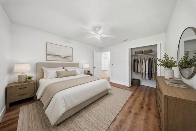 2104 DOEFIELD COURT, Valrico, FL 33596