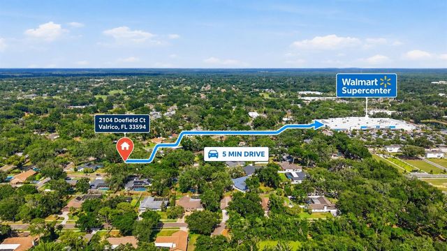 2104 DOEFIELD COURT, Valrico, FL 33596