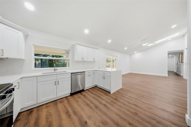 2104 DOEFIELD COURT, Valrico, FL 33596