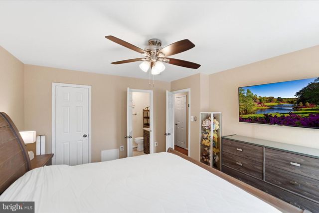 13961 WATER POND CT, Centreville, VA 20121