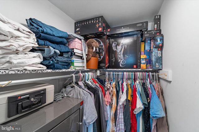 13961 WATER POND CT, Centreville, VA 20121