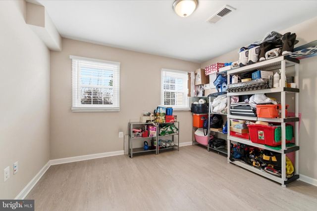 13961 WATER POND CT, Centreville, VA 20121