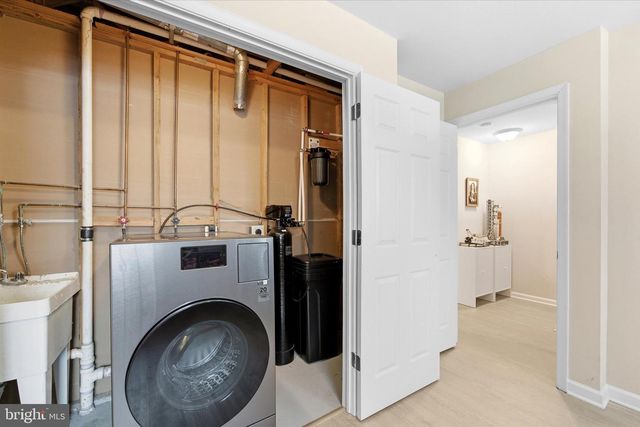 13961 WATER POND CT, Centreville, VA 20121